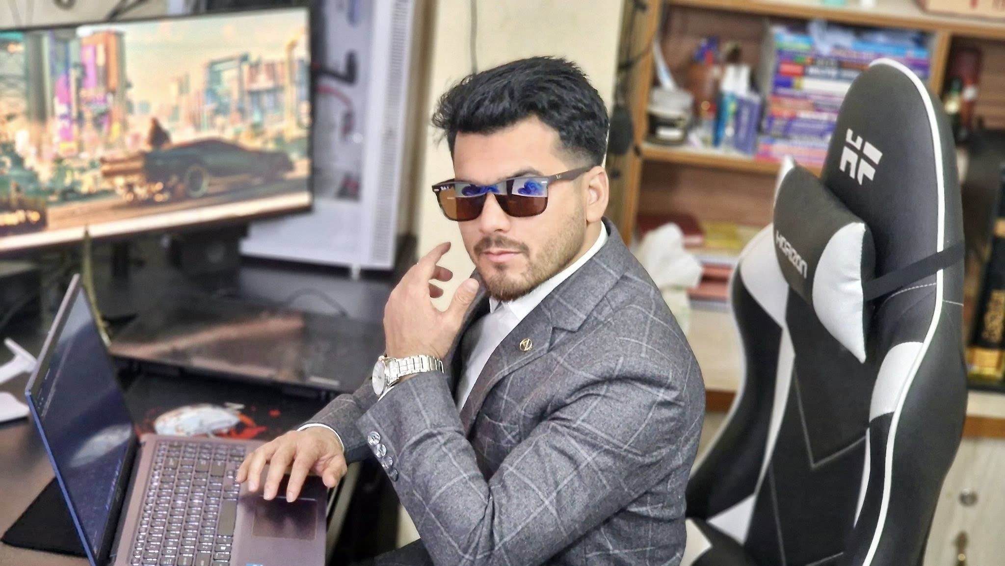 Azhar Sajeeb – Experienced WordPress and Shopify Developer, Digital Marketing Expert, and Founder of Virtual IT Solutions